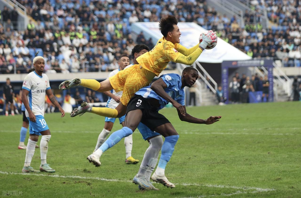 开云app-国青7人可入选国家队，5人可踢主力，球迷：建议这5人组国足后防