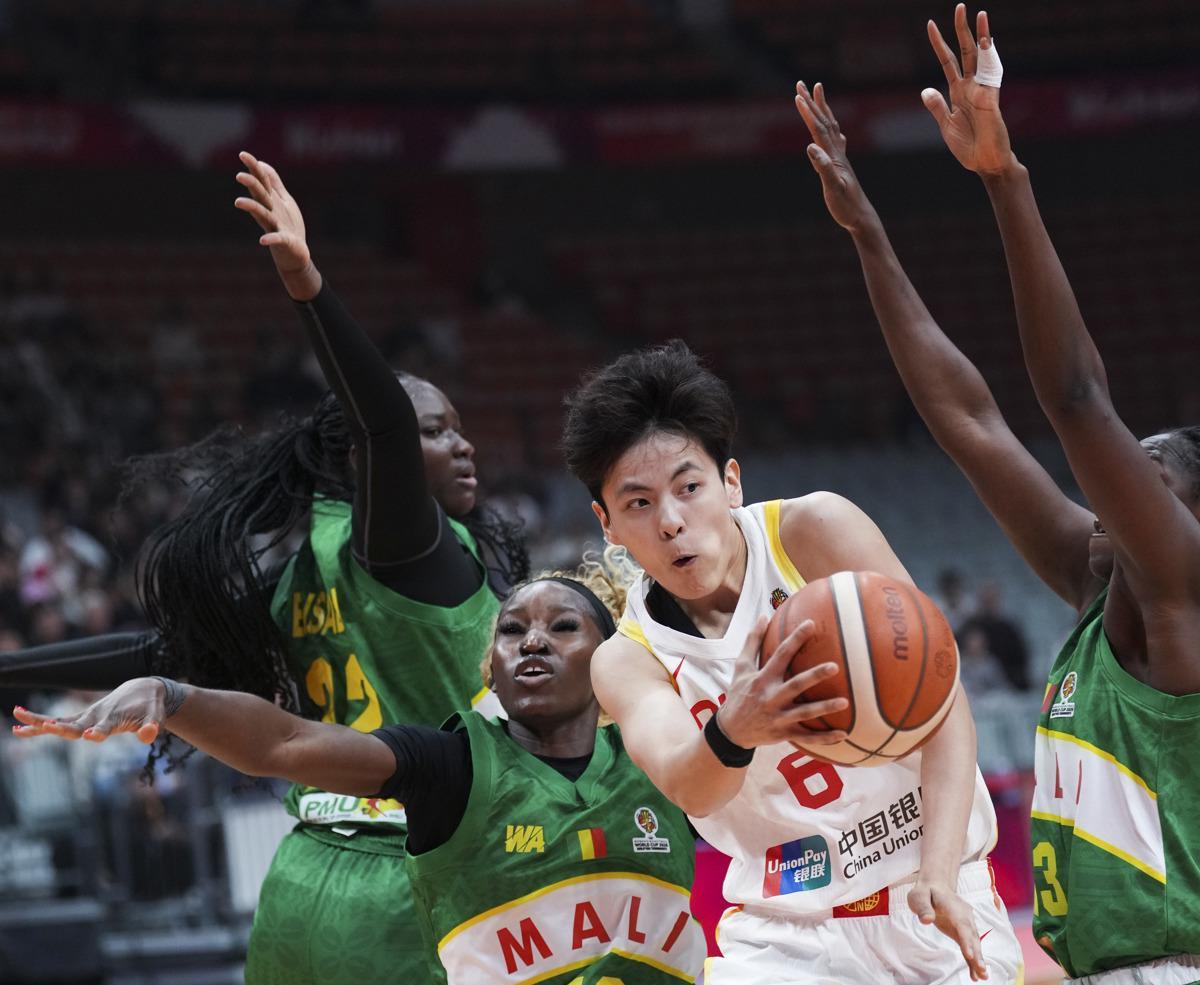 开云体育下载-主场亮剑夺开门红！中国女篮81比68力克马里女篮，拿下世界杯资格赛首胜